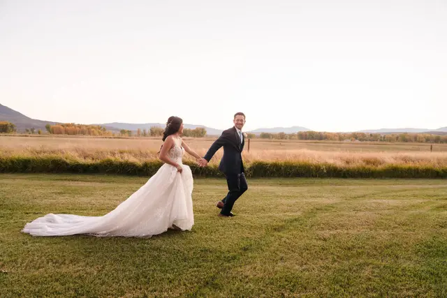 Helen wedding portrait captured by Louvenirs