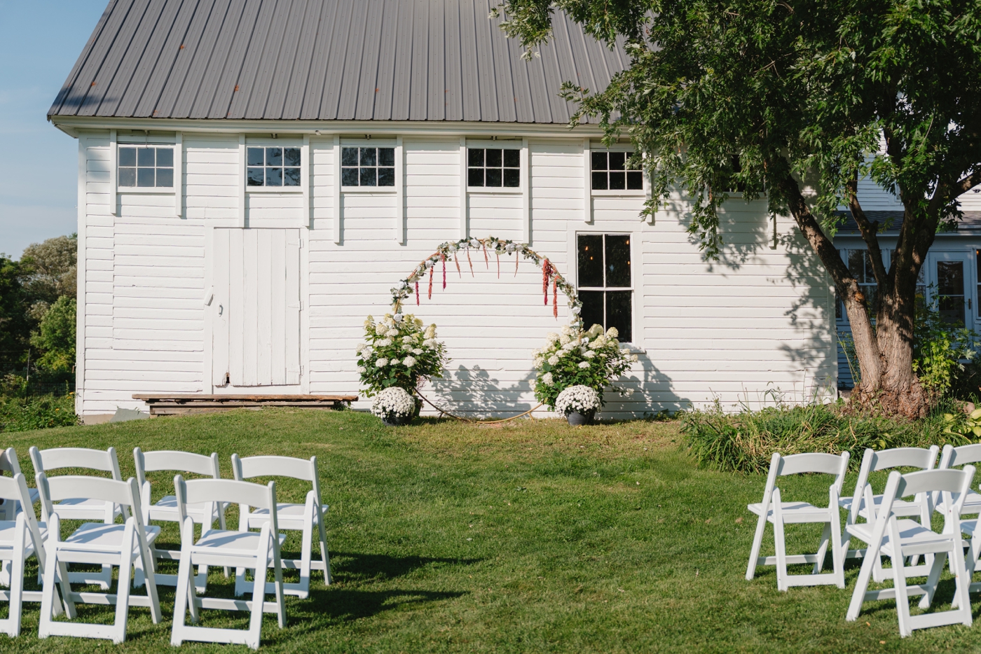 Summer wedding at Ancestor Farms