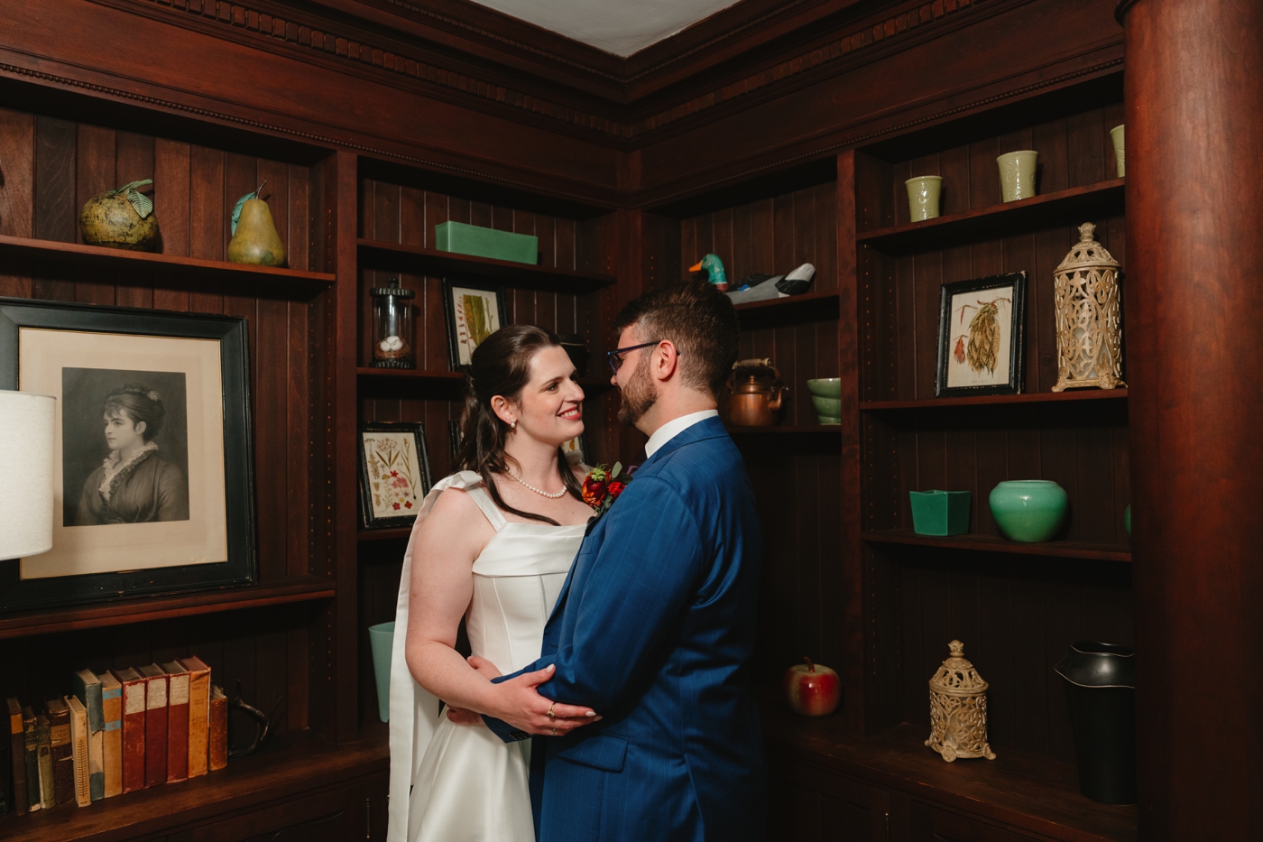 Bridal portraits at the Willowdale Estate