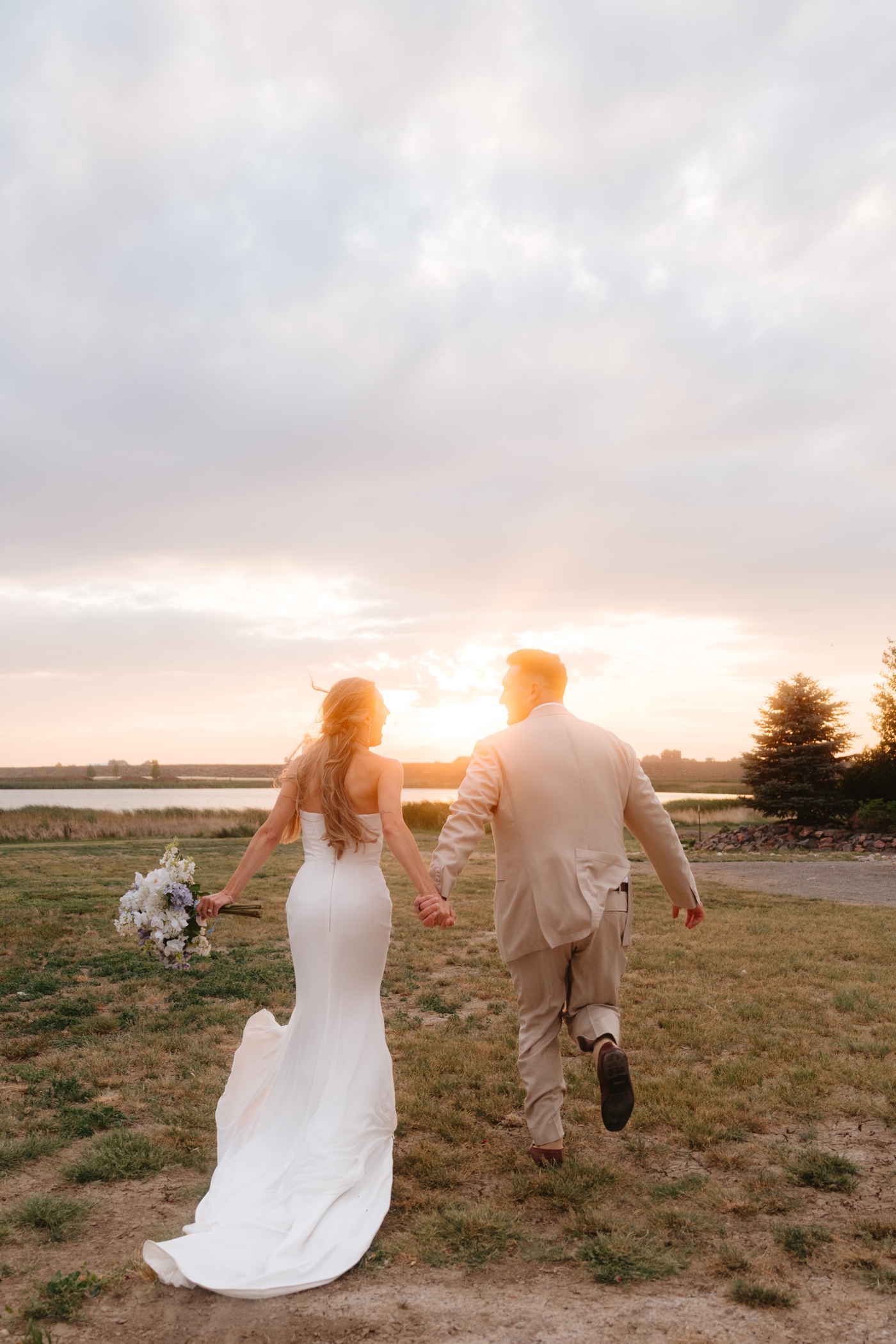 Colorado wedding photography by Louvenir